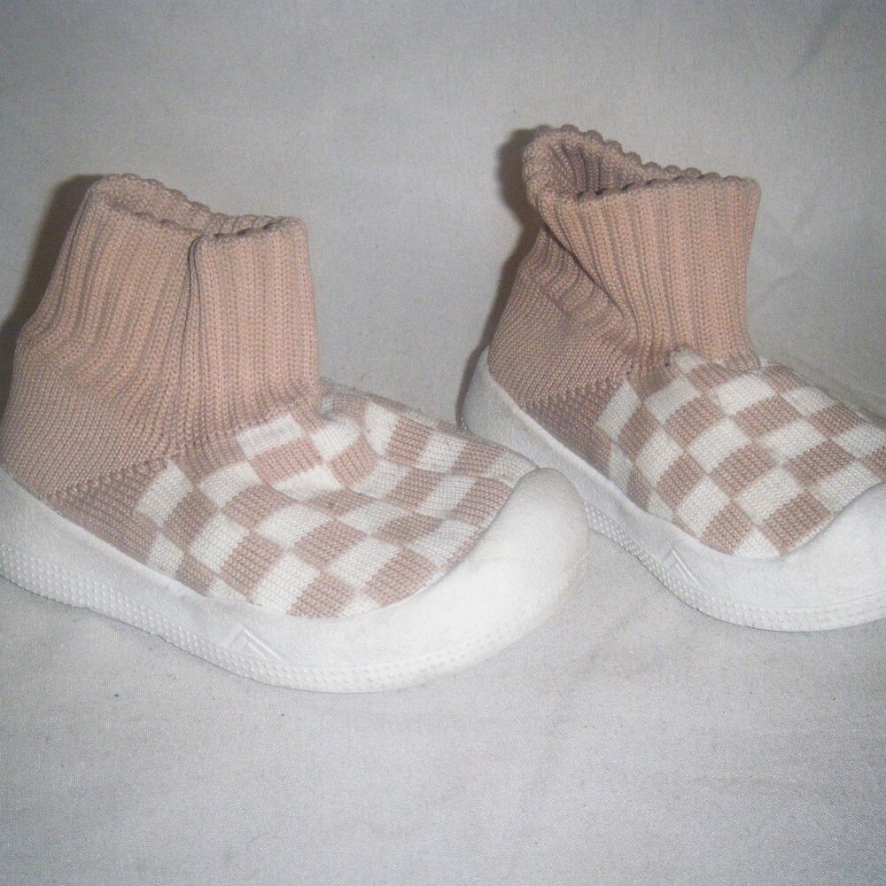 Eashi Sweater Fashion Sneakers